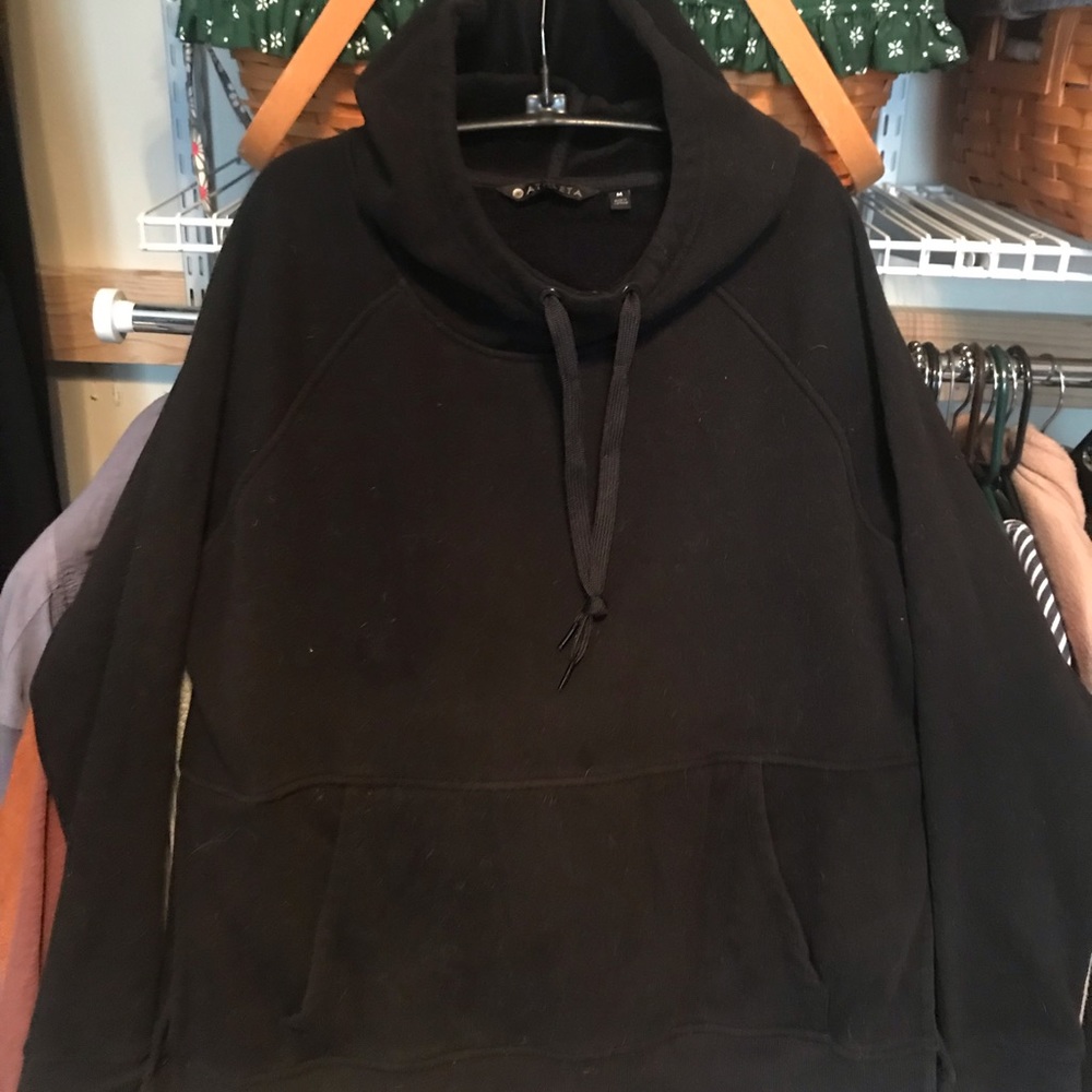 Athleta hoodie with velvet-like inside
